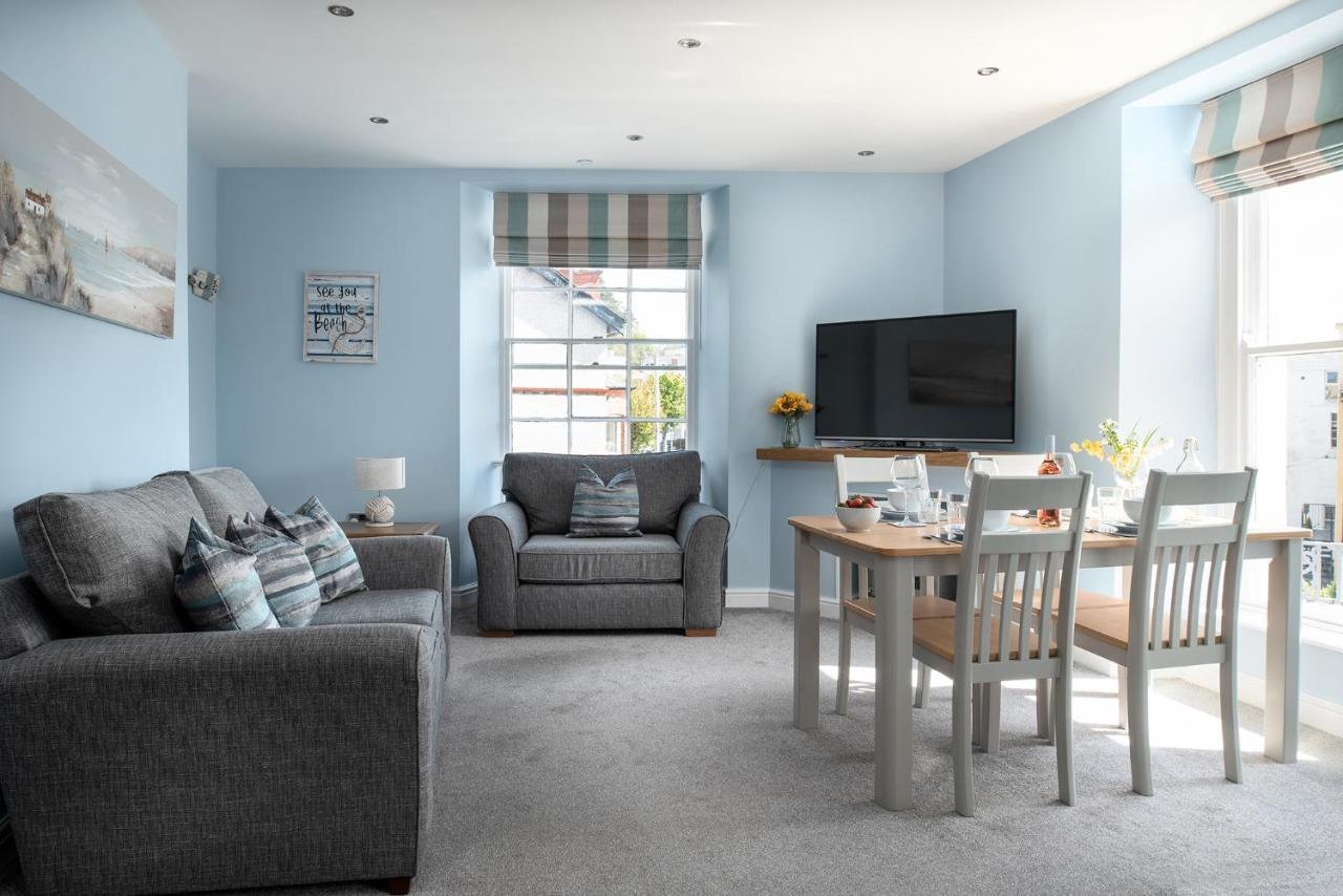 Abbey Road Boutique Holiday Apartment ランディドノー エクステリア 写真
