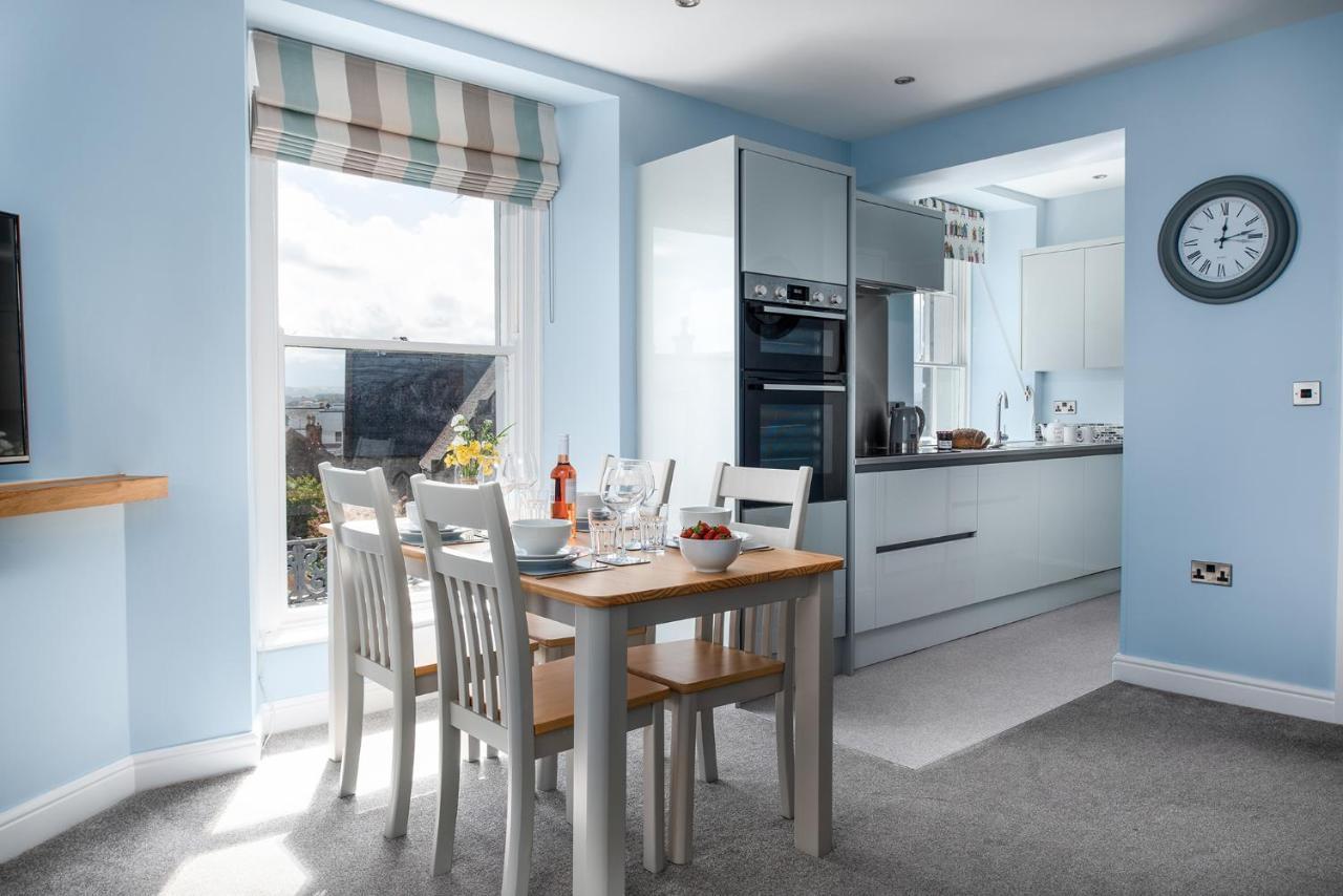 Abbey Road Boutique Holiday Apartment ランディドノー エクステリア 写真