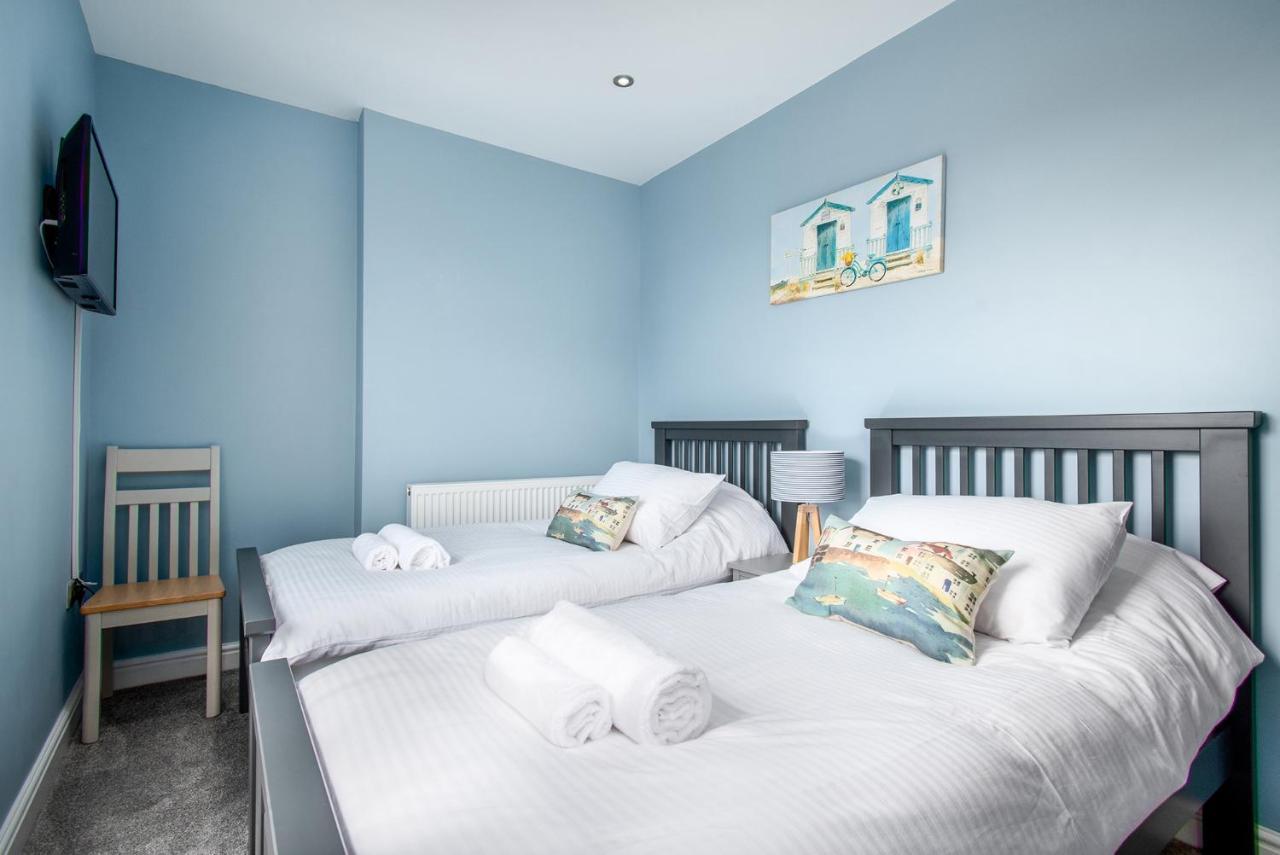 Abbey Road Boutique Holiday Apartment ランディドノー エクステリア 写真